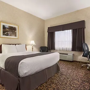 Hotel Days By Wyndham East Lakeview ***