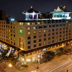 https://holiday-inn-select-montreal-centre-ville-downtown.hotels-in-montreal.org