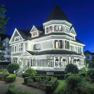 https://the-gatsby-mansion.richmond-hotels.com